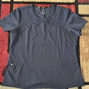 Careisma scrub Top‎